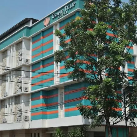 Grand Tulip Hotel